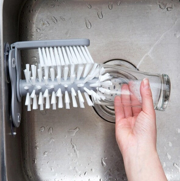 Suction Cupped Glass Cleaning Brush